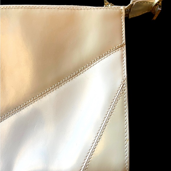 Salvatore Ferragamo Beige & White Handbag - Picture 3 of 13